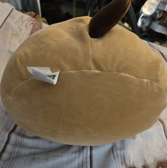 Squishmallows Official Jazwares 12-Inch Daryl Dog Pug with Glasses - Picture 4 of 7